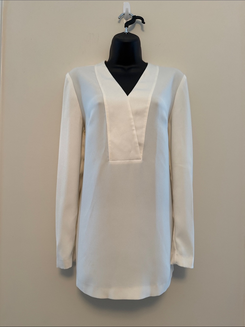LK Bennett Women’s Cream V-Neck Long Sleeve Top